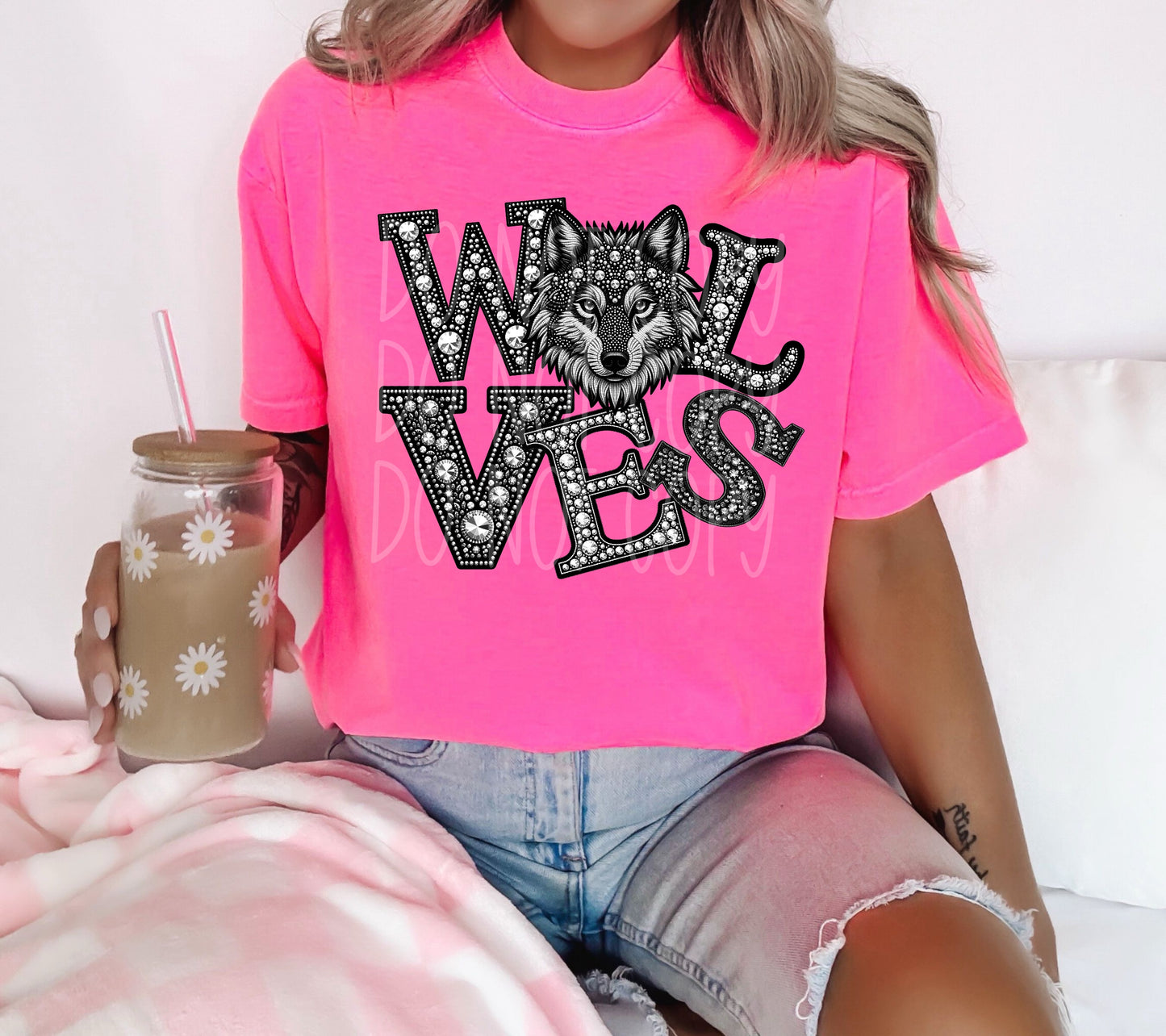 Faux Rhinestone Wolves