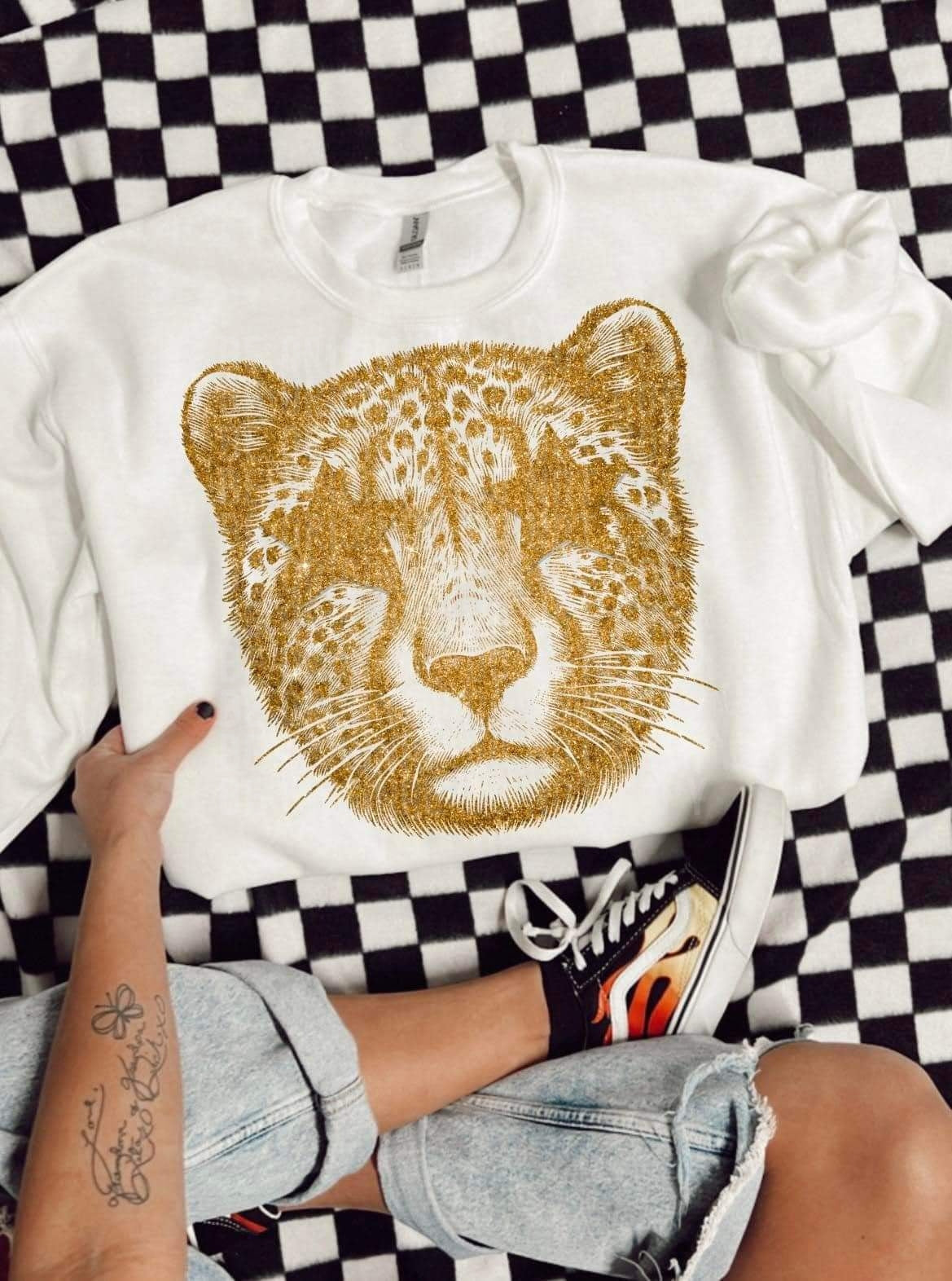 Gold leopard