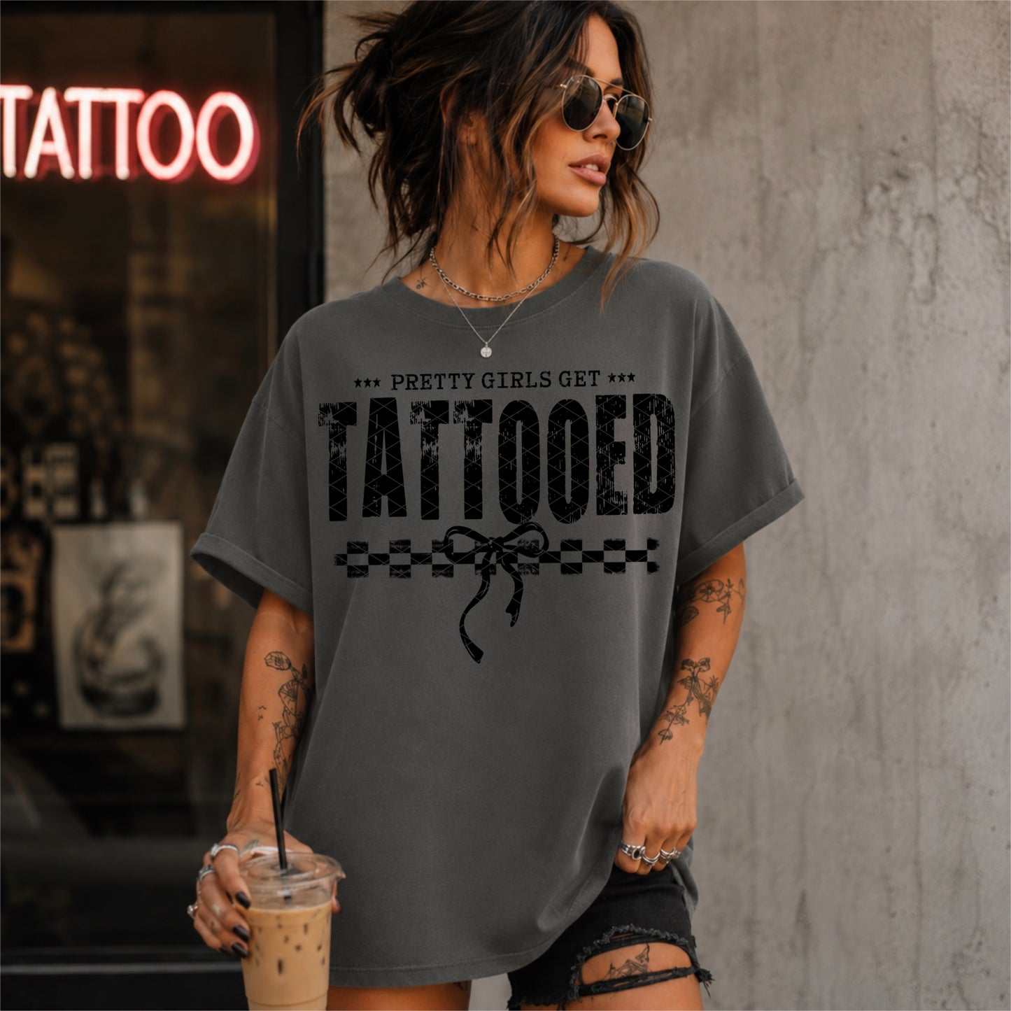 Pretty girls get tattooed