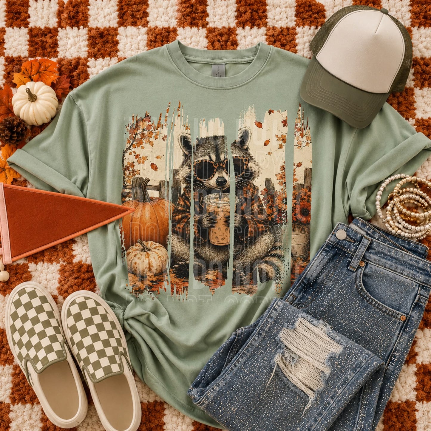 Racoon fall coffee
